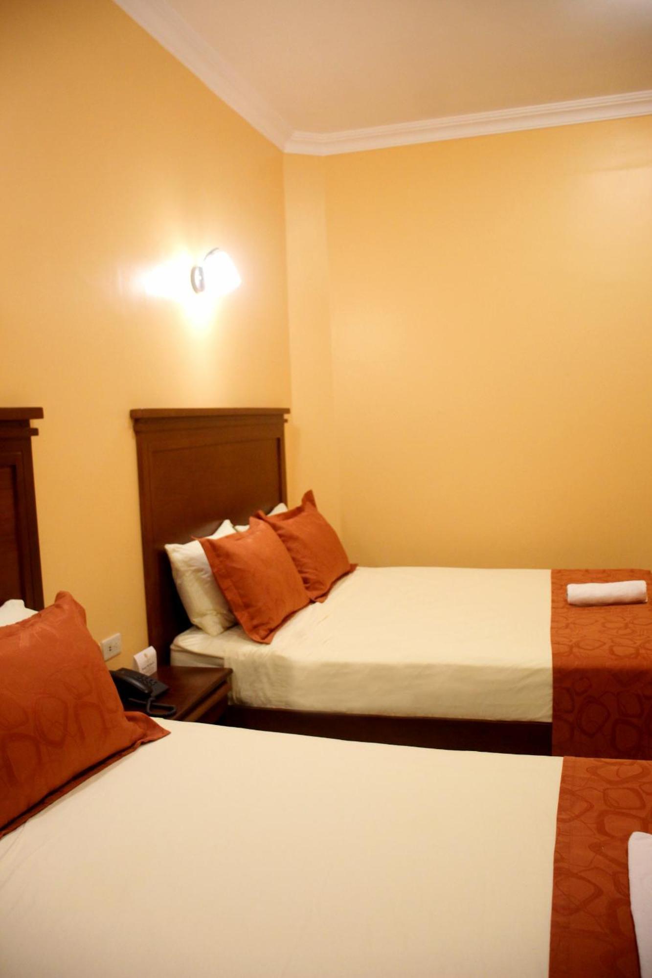 Hostal California Inn 瓜亚基尔 外观 照片
